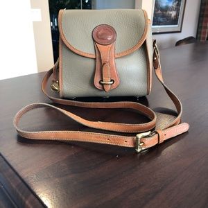 Vintage Dooney and Bourke Crossbody, medium